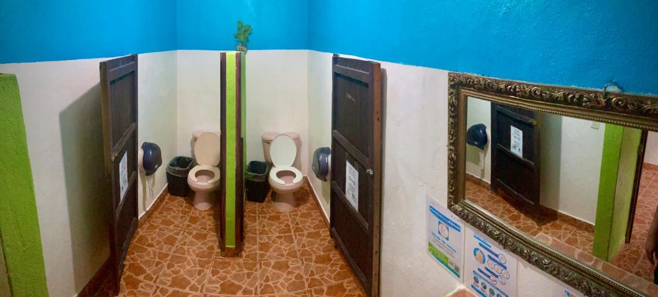 Yaxche Centro Hostal Y Camping Bacalar Extérieur photo